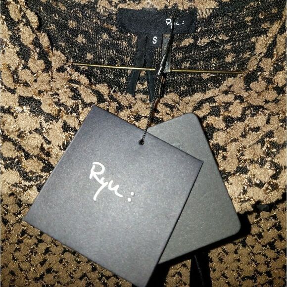 NWT Ryu bow back dress! - Picture 3 of 4